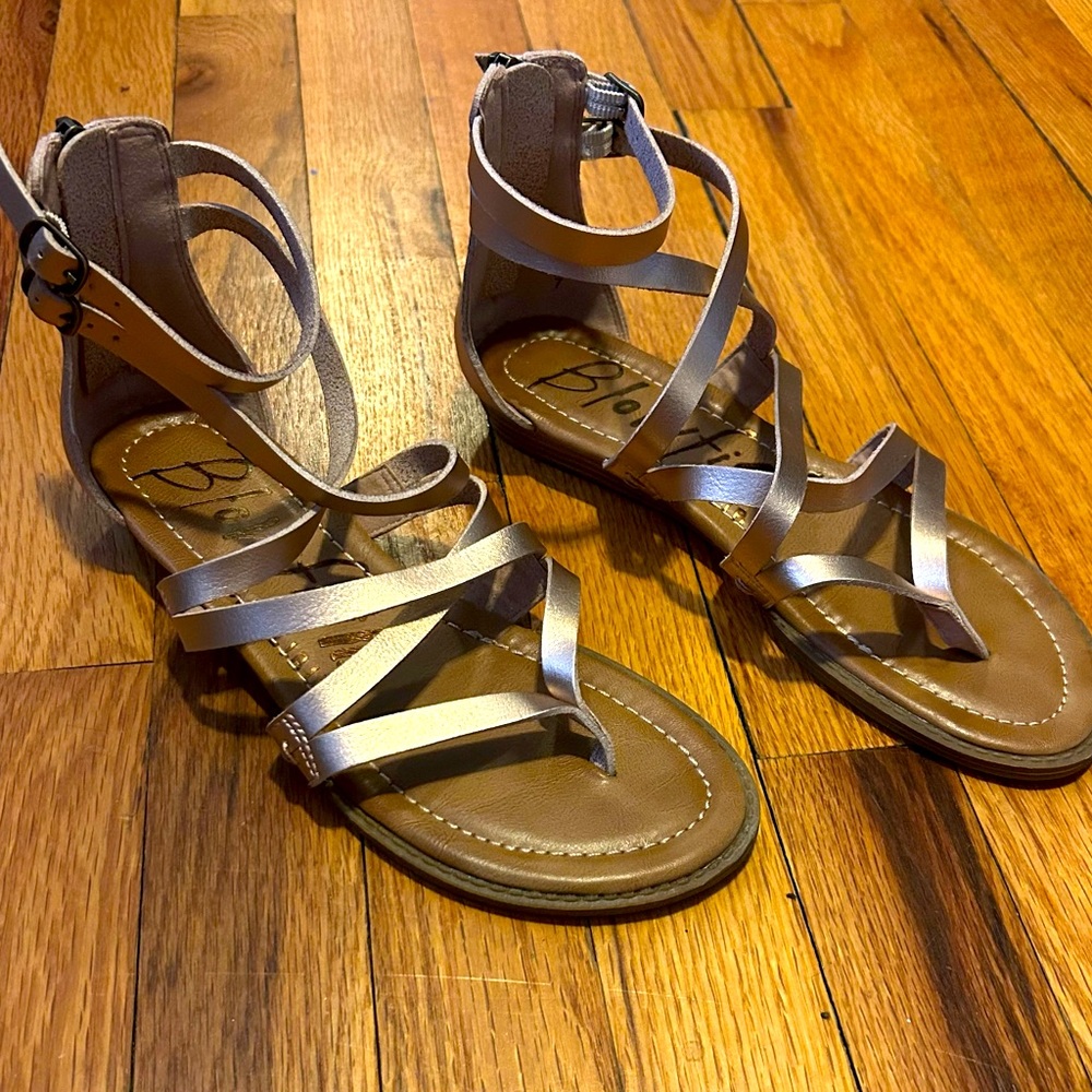 Blowfish Malibu Bungalow Champagne Rose Gold Gladiator Sandal, Size 7